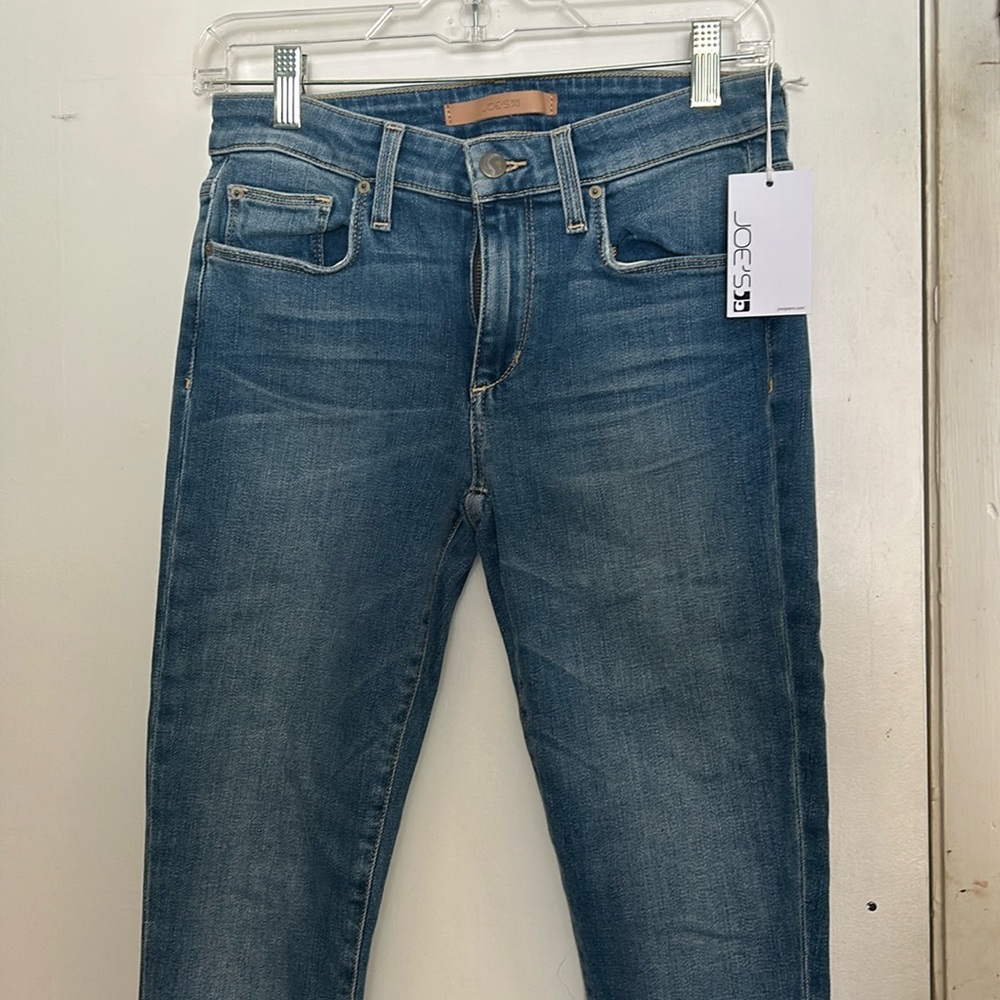 NWT Joe’s The Icon Mid Rise Skinny Ankle Jeans